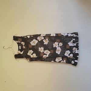 Bishop st apparel  sleevesles v-neck  midi dress missing tag size